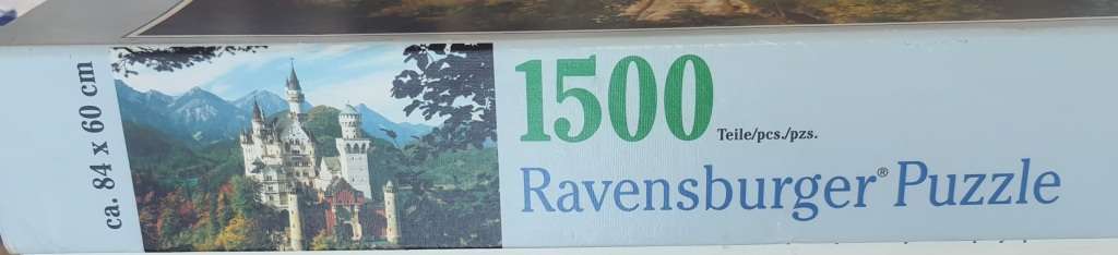 Jigsaw Puzzle: Ravensburger 1500 pieces